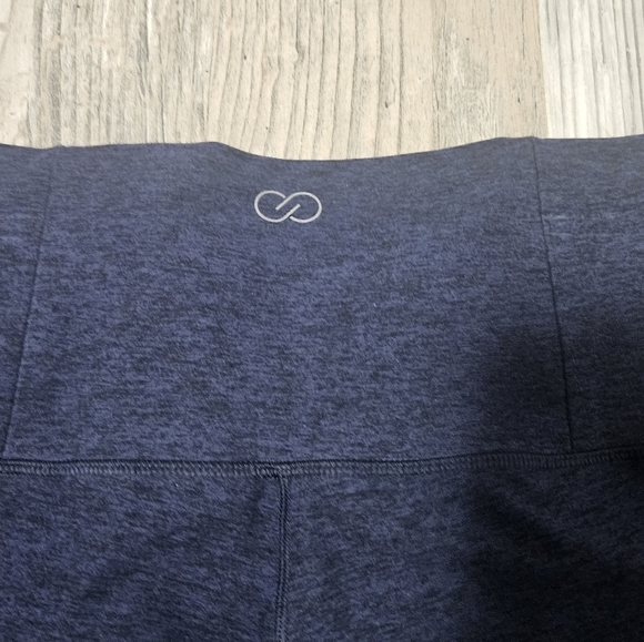 Calia Calia Underwood space dye leggings size medium - Picture 7 of 10